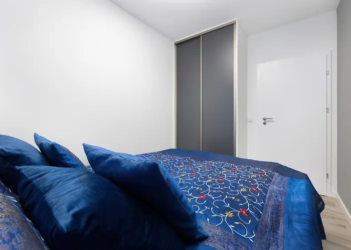 Platinium By Renters Prestige * レバル